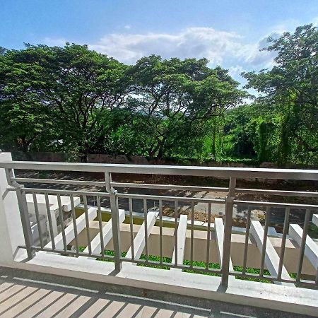 Acacia Estates Taguig Aparthotel Μανίλα Εξωτερικό φωτογραφία